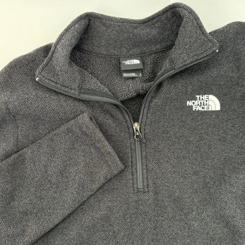 NWOT The North Face Mens Pullover textured‎ Fleece Quarter Zip Gray, Small